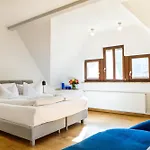 Vinum Hotel 4*