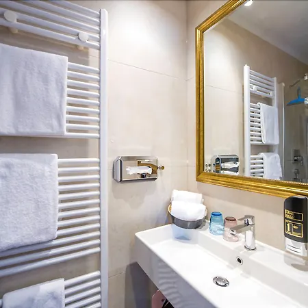 Vinum Hotel 4*
